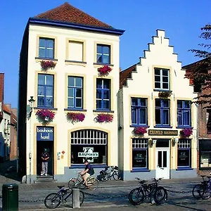 St Christopher's - The Bauhaus Hostal
